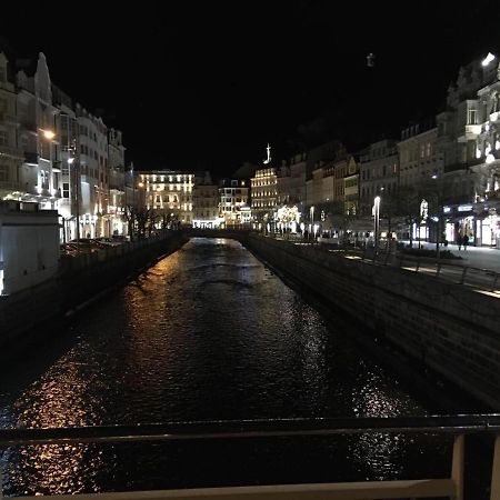 Elvira Lägenhet Karlsbad Exteriör bild
